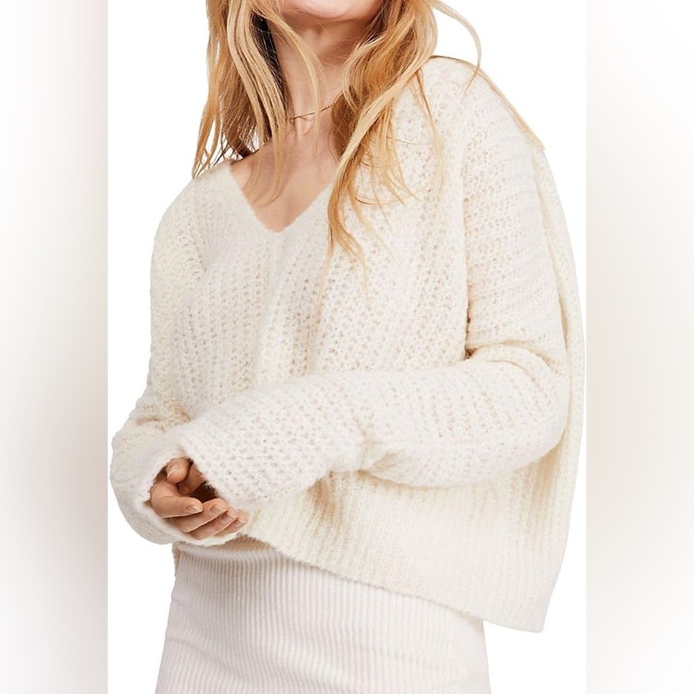 Free People Moonbeam Slouchy Ribbed Knit Long Sleeve V-Neck Sweater Small